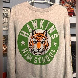Stranger Things Hawkins High School Graphic Sweater - Cream and Green XXL